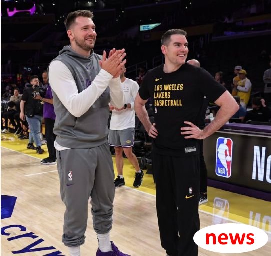 Các Lakers rất quan trọng vớ