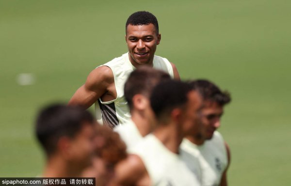 Real Madrid và Dortmund: Chi