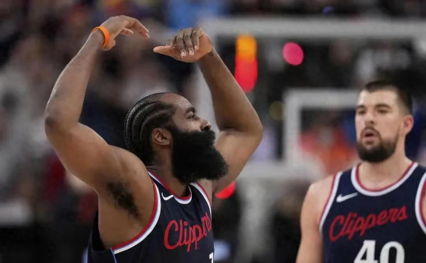 Clippers chính thức tuyên bố r